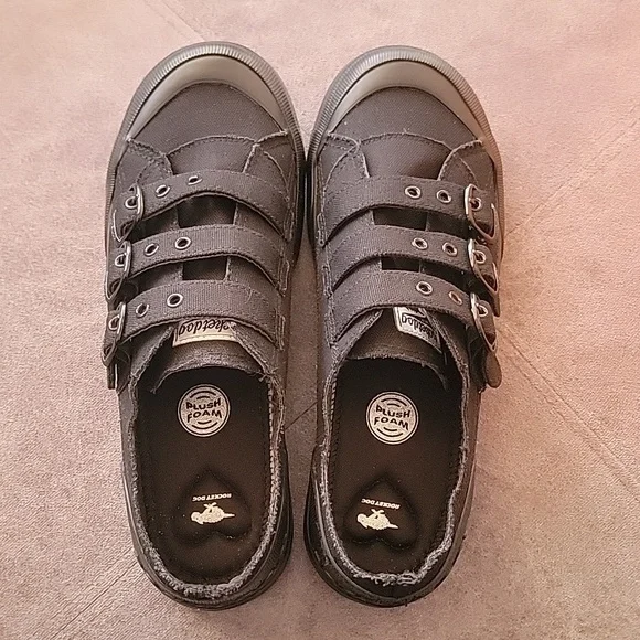 Rocket Dog Tennis Shoes - Picture 4 of 8